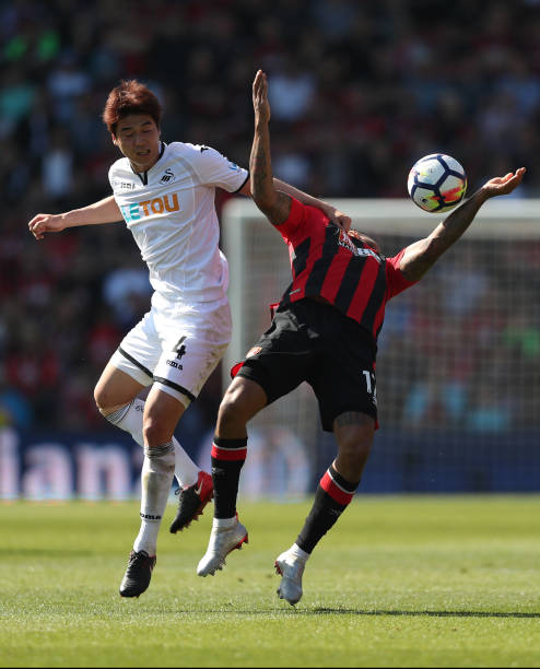 球场上的一 球场上的一