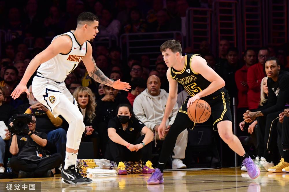 在现代足球 在现代足球